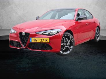 SPOTICAR Alfa Romeo Giulia 2.0 280pk Gme Awd Sprint | Schuifdak | Lederen Bek Tweedehands - Sedan Benzine Rood - De Meern - 1200266874_1