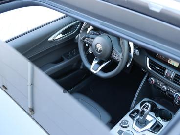 SPOTICAR Alfa Romeo Giulia 2.0 280pk Gme Awd Sprint | Schuifdak | Lederen Bek Tweedehands - Sedan Benzine Rood - De Meern - 1200266874_5