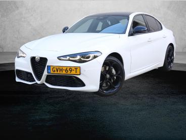 SPOTICAR Alfa Romeo Giulia 2.0 T Gme Awd Sprint | Navigatie | Harman Kardon | Tweedehands - Sedan Benzine Wit - De Meern - 1200276162_1