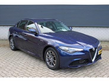 SPOTICAR Alfa Romeo Giulia Super 2.0 Turbo 200pk Automaat I Adaptieve Cruise Tweedehands - Sedan Benzine Blauw - Venlo - 1200292295_4