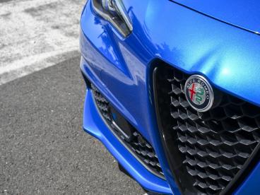 SPOTICAR Alfa Romeo Giulia Veloce 2.0t 280pk Awd Automaat Mooiste Van Nl! Blu Tweedehands - Sedan Benzine Blauw - Sittard - 1200297003_5