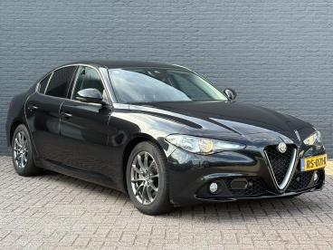 SPOTICAR Alfa Romeo Giulia 2.0t Super | Dealer Onderhouden | All Season Bande Tweedehands - Sedan Benzine Zwart - Hengelo - 1200301614_3