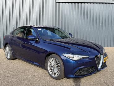 SPOTICAR Alfa Romeo Giulia 2.0t Super Parkersensoren | Navigatie | Cruise Con Tweedehands - Sedan Benzine Blauw - Ruurlo - 1200303449_2