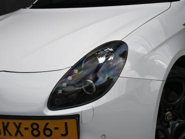 SPOTICAR Alfa Romeo Giulietta Veloce 1.750 Turbo 240pk Automaat Ragazzon | Kuips Tweedehands - Hatchback Benzine Wit - Sittard - 1200299723_3
