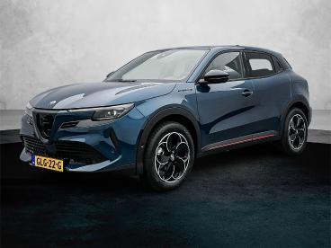 SPOTICAR Alfa Romeo Junior Elettrica Speciale 54 Kwh 156pk Automaat | Elektri Tweedehands - Suv Elektrisch Blauw - Eindhoven - 1200266889_1