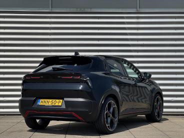 SPOTICAR Alfa Romeo Junior 54 Kwh 280pk Elettrica Veloce Navigatie | Full Led Tweedehands - Hatchback Elektrisch Zwart - Velp - 1200271134_5