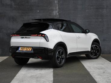 SPOTICAR Alfa Romeo Junior Ibrida Speciale 1.2 Hybrid 145pk Automaat Pano-dak Tweedehands - Suv Hybride Wit - Sittard - 1200271357_4