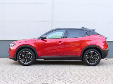 SPOTICAR Alfa Romeo Junior Elettrica Speciale 54 Kwh | Sport Pack | Adaptive Tweedehands - Suv Elektrisch Rood - De Meern - 1200275233_2