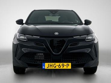 SPOTICAR Alfa Romeo Junior 1.2 Ibrida Speciale 145pk Automaat | Nieuw | 3.150 Tweedehands - Suv Hybride Zwart - Eindhoven - 1200279241_3