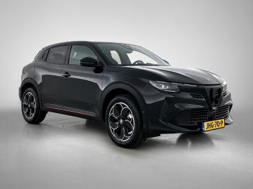 SPOTICAR Alfa Romeo Junior 1.2 Ibrida Speciale 145pk Automaat | Nieuw | 3.150 Tweedehands - Suv Hybride Zwart - Eindhoven - 1200279586_2