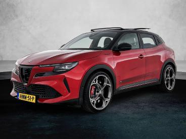 SPOTICAR Alfa Romeo Junior Elettrica Veloce 54 Kwh 280pk Automaat | Elektrisc Tweedehands - Suv Elektrisch Rood - Eindhoven - 1200279594_1