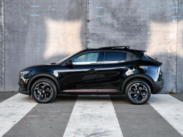 SPOTICAR Alfa Romeo Junior Speciale 1.2 Turbo Ibrida 145pk Automaat Schuif-da Tweedehands - Suv Hybride Zwart - Sittard - 1200281265_4