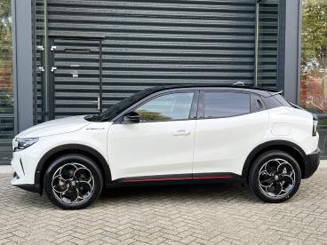 SPOTICAR Alfa Romeo Junior 1.2 Turbo Hybrid Ibrida Speciale Sabelt Stoelenpak Tweedehands - Suv Hybride Wit - Almere - 1200281326_2