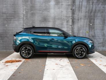 SPOTICAR Alfa Romeo Junior Speciale 1.2 Turbo Ibrida 145pk Automaat Schuif-da Tweedehands - Suv Hybride Blauw - Sittard - 1200281504_5