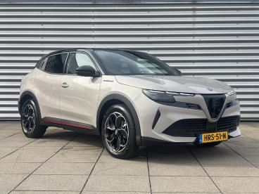 SPOTICAR Alfa Romeo Junior 54 Kwh 156pk Elettrica Speciale Navigatie | Panora Tweedehands - Hatchback Elektrisch Grijs - Velp - 1200281964_2