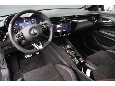 SPOTICAR Alfa Romeo Junior 1.2 Turbo Hybrid Ibrida Speciale / Direct Leverbaa Tweedehands - Suv Hybride Grijs - Amsterdam - 1200283076_3