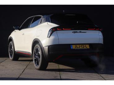 SPOTICAR Alfa Romeo Junior 1.2 Turbo Hybrid Ibrida Speciale / Direct Leverbaa Tweedehands - Suv Hybride Wit - Amsterdam - 1200283077_3