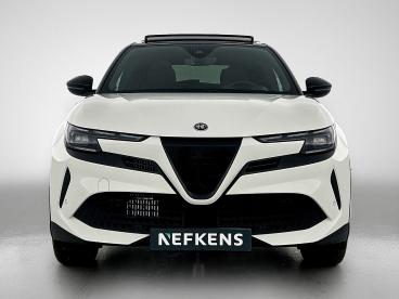 SPOTICAR Alfa Romeo Junior 1.2 Turbo Hybrid Ibrida Speciale | 8 Jaar Garantie Tweedehands - Suv Hybride Wit - Eindhoven - 1200283740_3