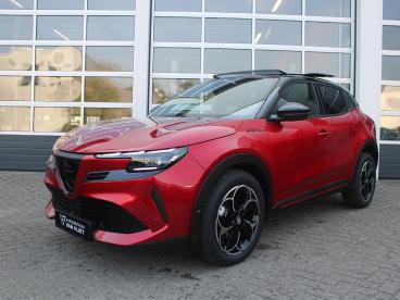 SPOTICAR Alfa Romeo Junior Elettrica Speciale 54 Kwh | 17% Bijtelling | Schui Tweedehands - Suv Elektrisch Rood - Waddinxveen - 1200284341_2