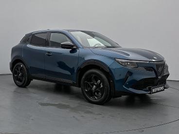 SPOTICAR Alfa Romeo Junior Ibrida 1.2 136pk Hybrid | Navigatie | Camera | Sto Tweedehands - Suv Hybride Blauw - De Meern - 1200284651_2