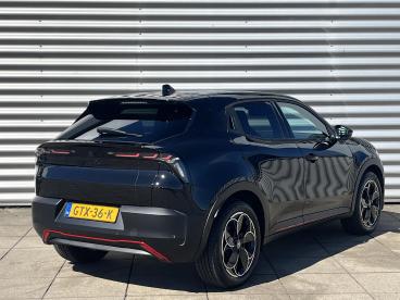 SPOTICAR Alfa Romeo Junior Elettrica Speciale 54 Kwh Navigatie | Camera | Sab Tweedehands - Suv Elektrisch Zwart - Velp - 1200290769_4