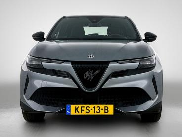 SPOTICAR Alfa Romeo Junior Elettrica 54 Kwh 156pk Automaat | Apple Carplay/an Tweedehands - Suv Elektrisch Grijs - Eindhoven - 1200292617_4