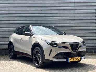 SPOTICAR Alfa Romeo Junior 1.2 Turbo Hybrid 136pk Edct6 Ibrida Speciale | Aut Tweedehands - Hatchback Hybride Grijs - Velp - 1200293199_3