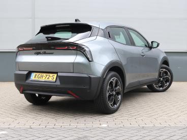 SPOTICAR Alfa Romeo Junior Elettrica 54 Kwh | Apple Carplay / Android Auto | Tweedehands - Suv Elektrisch Grijs - De Meern - 1200294626_5