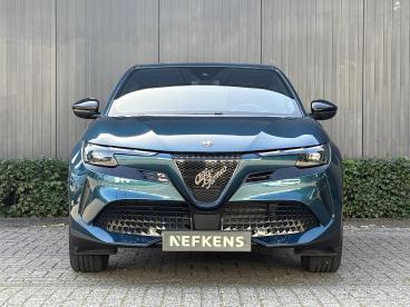SPOTICAR Alfa Romeo Junior Elettrica 54 Kwh | Accu 97% | Applecarplay/android Tweedehands - Suv Elektrisch Blauw - Baarn - 1200294629_2