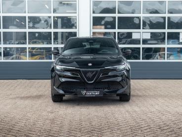SPOTICAR Alfa Romeo Junior Elettrica Ti 54 Kwh | Clima | Adapt. Cruise | Keyl Tweedehands - Suv Elektrisch Zwart - Waddinxveen - 1200297351_2