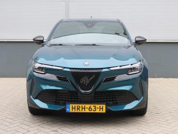 SPOTICAR Alfa Romeo Junior 1.2 Turbo Hybrid Ibrida Speciale | Trekhaak | Lm V Tweedehands - Suv Hybride Blauw - De Meern - 1200297918_4