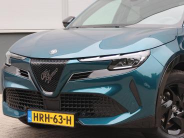 SPOTICAR Alfa Romeo Junior 1.2 Turbo Hybrid Ibrida Speciale | Trekhaak | Lm V Tweedehands - Suv Hybride Blauw - De Meern - 1200297918_5