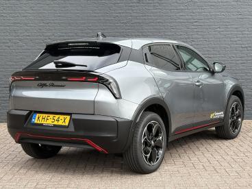 SPOTICAR Alfa Romeo Junior Elettrica Sport Speciale 54 Kwh 412 Km Wltp | Adap Tweedehands - Suv Elektrisch Grijs - Hengelo - 1200297965_5