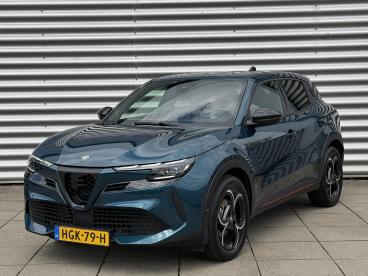 SPOTICAR Alfa Romeo Junior 1.2 Turbo Hybrid Ibrida Speciale 136 Pk | Automaat Tweedehands - Suv Hybride Blauw - Velp - 1200298556_1