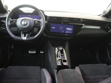 SPOTICAR Alfa Romeo Junior 1.2 Turbo Hybrid Ibrida Speciale Yp Tweedehands - Suv Hybride Rood - Den Haag - 1200298824_5