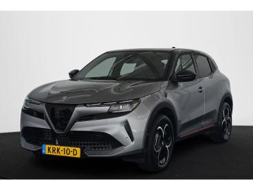 SPOTICAR Alfa Romeo Junior 1.2 Turbo Hybrid Ibrida Speciale Stoelverwarming K Tweedehands - Suv Hybride Grijs - Almere - 1200299345_1