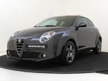 SPOTICAR Alfa Romeo Mito 0.9 Twinair Eco Business Super | Navigatie | Leder Tweedehands -  Benzine Grijs - Den Haag - 1200288175_1