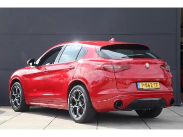 SPOTICAR Alfa Romeo Stelvio 2.0t 280pk Awd Veloce / Carplay / Rosso Alfa Tweedehands - Suv Benzine Rood - Amsterdam - 1200276505_4