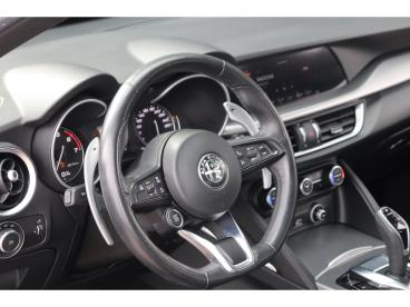 SPOTICAR Alfa Romeo Stelvio 2.0t 280pk Awd Veloce / Carplay / Rosso Alfa Tweedehands - Suv Benzine Rood - Amsterdam - 1200276505_5