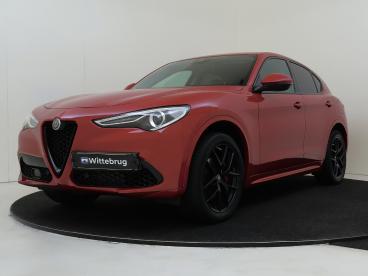 SPOTICAR Alfa Romeo Stelvio 2.0 T Awd First Edition | Navigatie | Lederen Bekl Tweedehands - Suv Benzine Rood - Den Haag - 1200287808_1