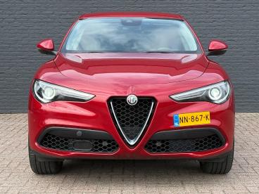 SPOTICAR Alfa Romeo Stelvio 2.0 280pk At Awd First Edition | 1e Eigenaar | Dea Tweedehands - Suv Benzine Rood - Hengelo - 1200290525_2