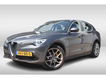 SPOTICAR Alfa Romeo Stelvio 2.0 T 280pk Awd (4x4) Super Veloce Automaat | Navi Tweedehands - Suv Benzine Grijs - Waalwijk - 1200297934_1