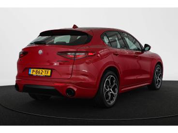 SPOTICAR Alfa Romeo Stelvio 2.0t 280pk Awd Veloce Carplay Adaptieve Cruise Led Tweedehands - Suv Benzine Rood - Almere - 1200299940_3