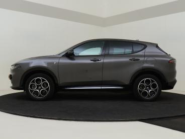 SPOTICAR Alfa Romeo Tonale 1.3t Phev Sprint Uitverkoop !!! Tweedehands - Suv Plugin Hybrid Grijs - S'gravenhage - 1200271636_3