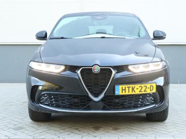 SPOTICAR Alfa Romeo Tonale 1.3t Phev Ti Navigatie | Apple Carplay/android Aut Tweedehands - Suv Plugin Hybrid Zwart - De Meern - 1200278872_2