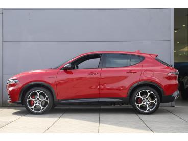 SPOTICAR Alfa Romeo Tonale 1.3t 280pk Phev Veloce / Alcantara / Flippers / Ro Tweedehands - Suv Plugin Hybrid Rood - Amsterdam - 1200280520_2