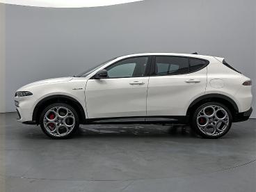 SPOTICAR Alfa Romeo Tonale Suv Veloce 280 Pk Automaat | Navigatie | Elektrisc Tweedehands - Suv Plugin Hybrid Wit - De Meern - 1200280670_5