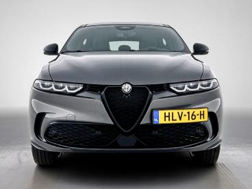 SPOTICAR Alfa Romeo Tonale Suv Veloce Hybrid 280 Pk Automaat | Navigatie | El Tweedehands - Suv Plugin Hybrid Grijs - Eindhoven - 1200282326_3