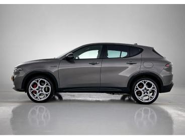 SPOTICAR Alfa Romeo Tonale Suv Veloce Hybrid 280 Pk Automaat | Navigatie | El Tweedehands - Suv Plugin Hybrid Grijs - Eindhoven - 1200282326_4