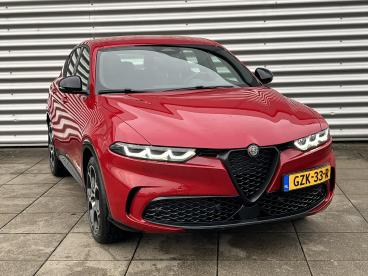 SPOTICAR Alfa Romeo Tonale 1.5t Hybrid 130pk Aut Sprint | Navigatie | Climate Tweedehands - Suv Hybride Rood - Velp - 1200284065_2